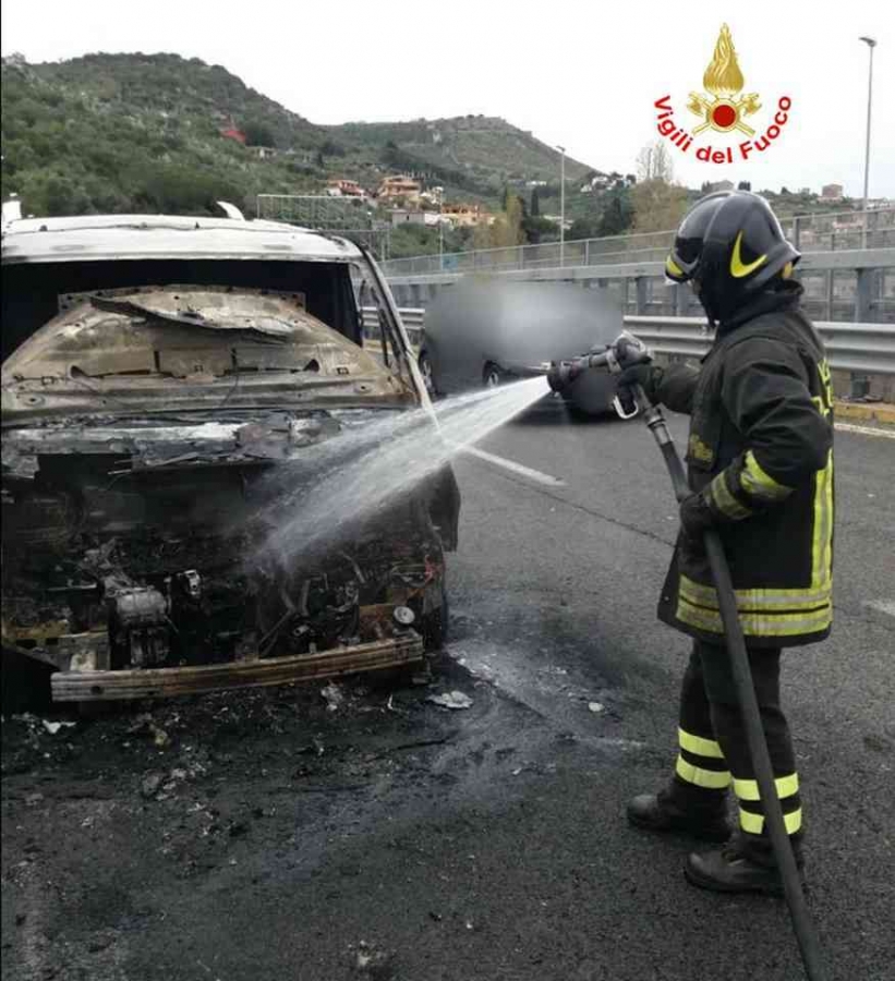 Le foto della gallery sono della Protezione Civile Città di Fondi